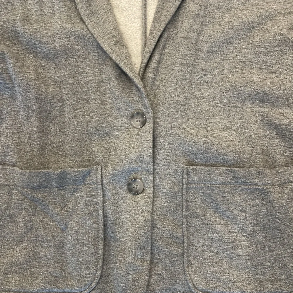 Women’s universal threads sweatshirt - Picture 2 of 3